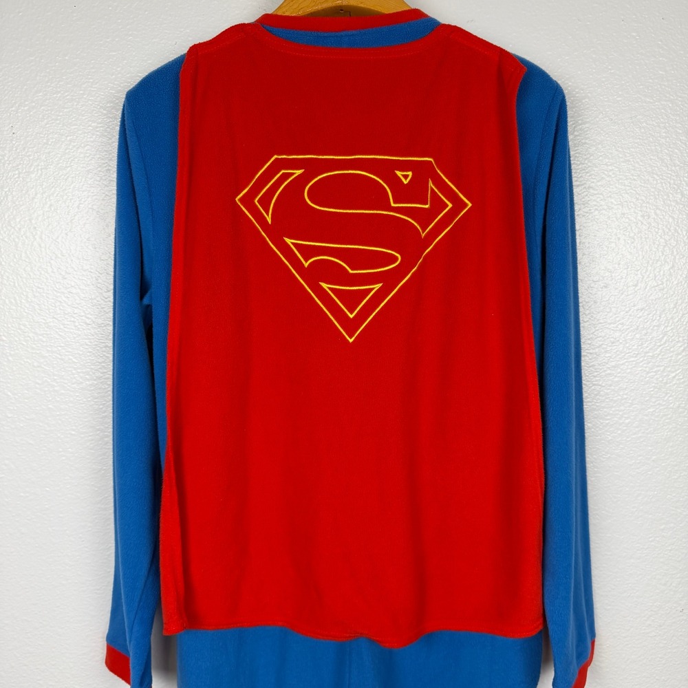 DC Comics Superman Adult M Fleece One Piece Pajamas Cape Costume with Pockets - Picture 5 of 13